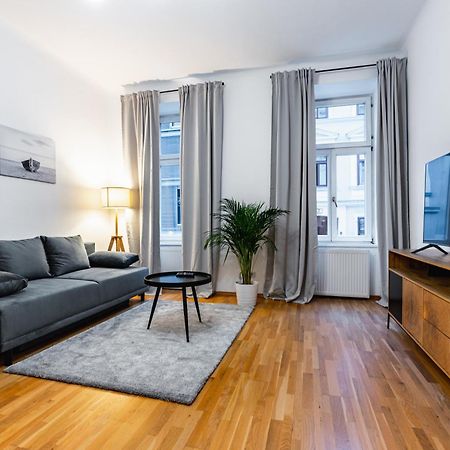 Spacious 3-Room Apt. 15 Min To The City Center Vienna Luaran gambar